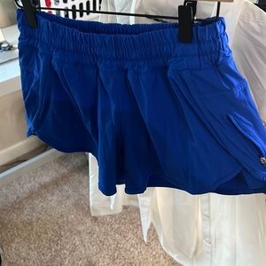 Size 8 track that short